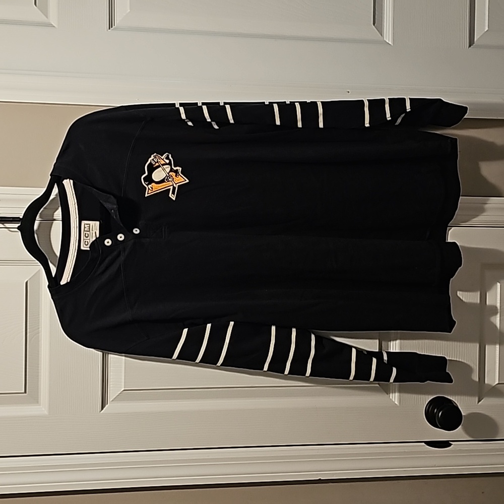 Men's Pittsburgh Penguins Henley